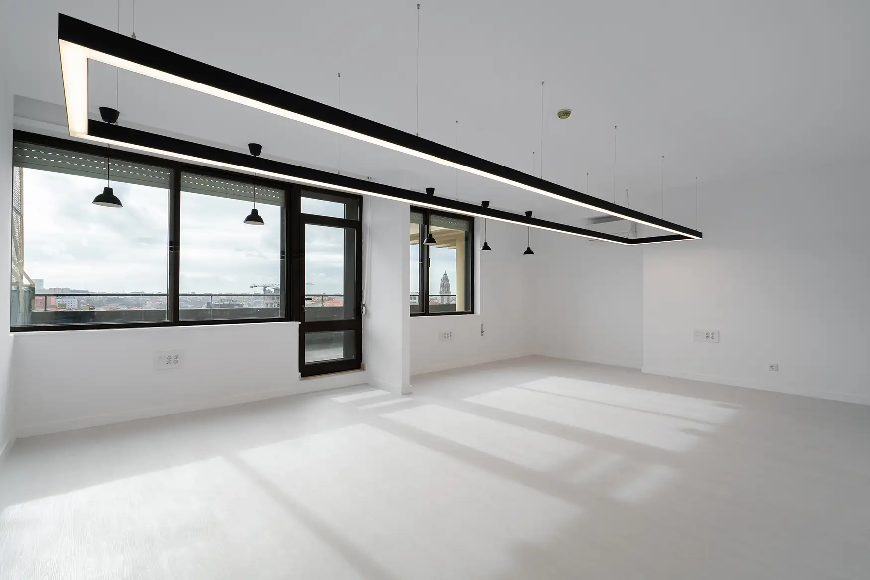 Escritório Amplo com Vista